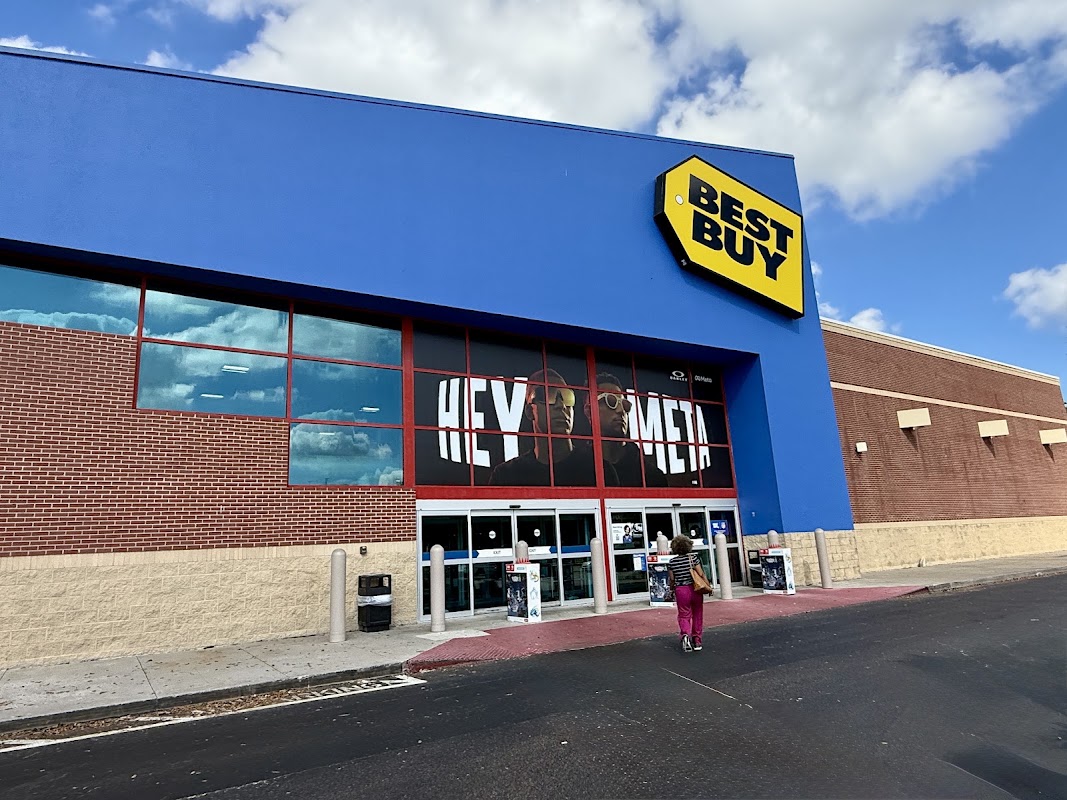 Main photo of Best Buy