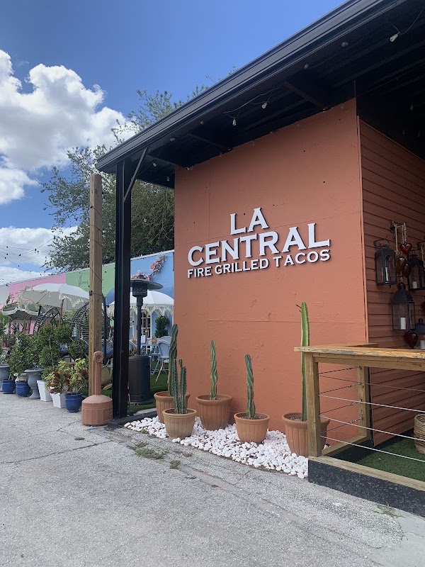 Main photo of La Central Tacos