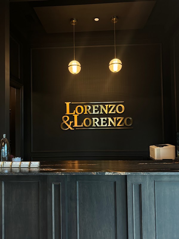 Photo 3 of Lorenzo & Lorenzo