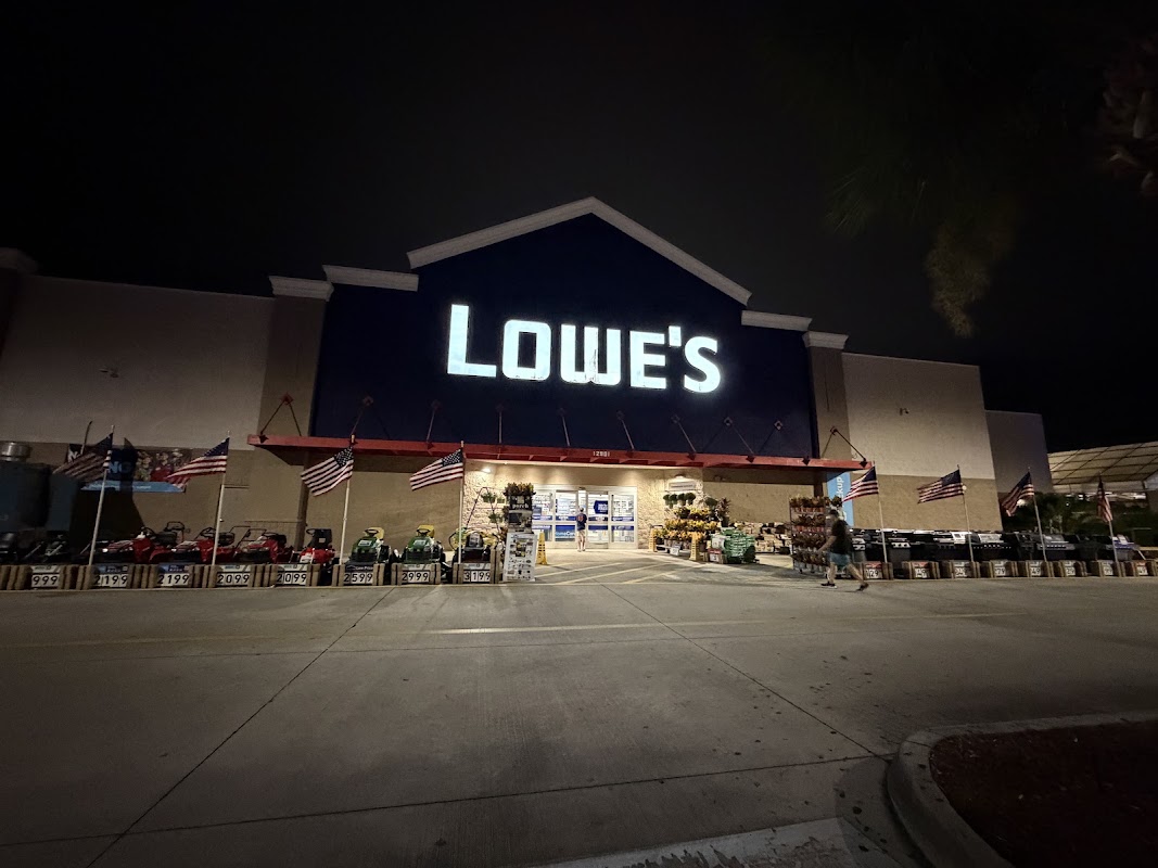 Main photo of Lowe's Home Improvement