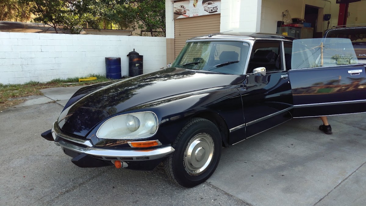 Photo 2 of Ludek's European Auto