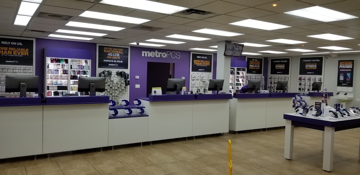 Photo 2 of Metro by T-Mobile