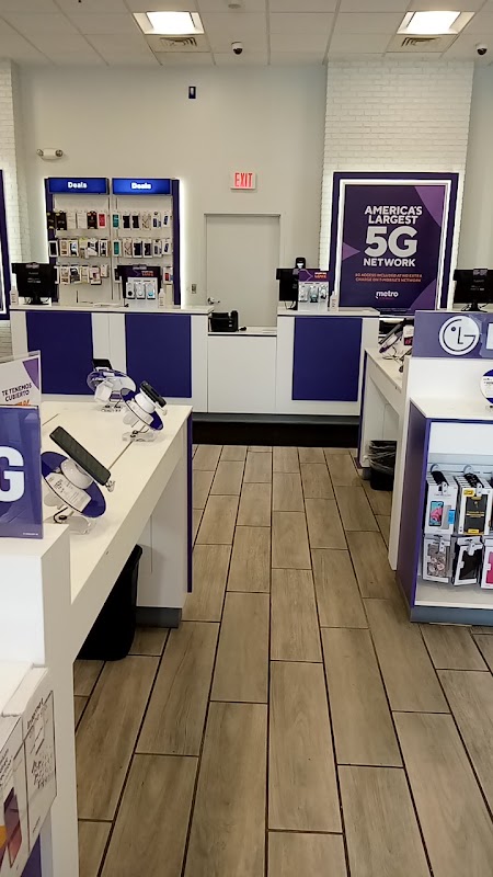 Photo 2 of Metro by T-Mobile